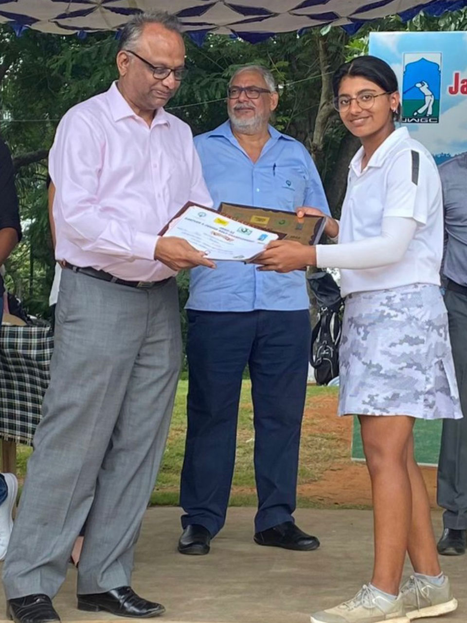 Pihoo Chauhan wins her first ever South Zone Junior Golf Championship 