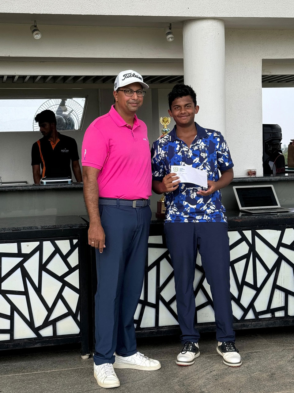 Vivaan Ubhayakar finished 2nd runner up in the 15yrs & below mixed junior category  at the TSG WAGR Series- Event 3, held at Zion Hills, Bangalore.