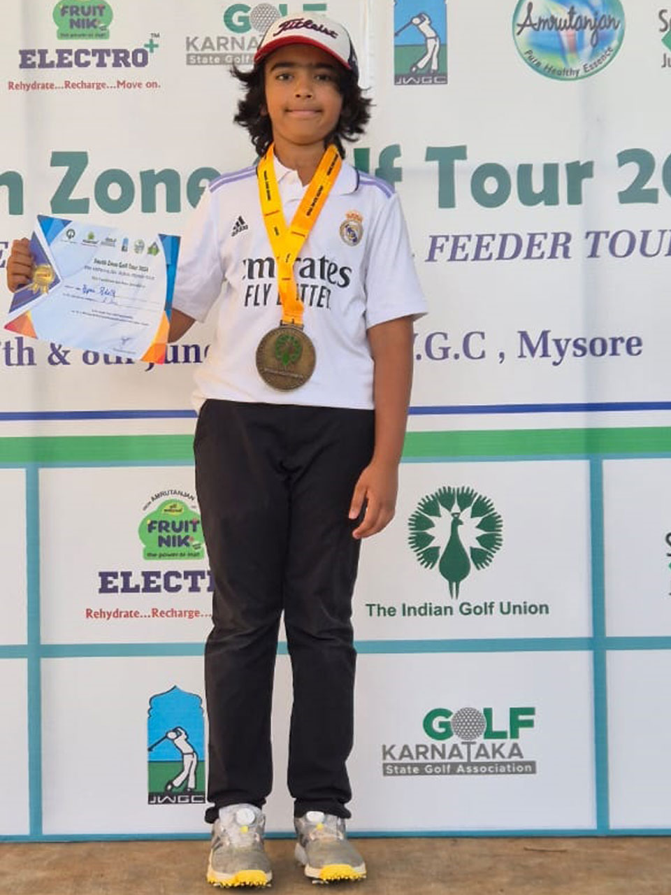 Ryan Advik won the 'E' Boys Category at  IGU South Zone Golf Championship, held at Jayachamarajendra Wadiyar Golf Club- Mysore, 